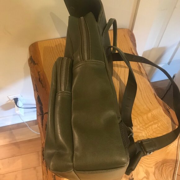 Matt & Nat Paxx backpack - olive green - Picture 8 of 10